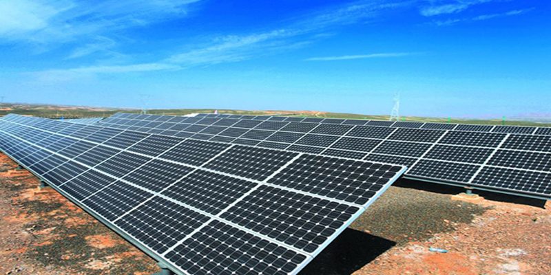 新5 南疆光伏项目耀登场:新疆粤水电成功并网80万千瓦清洁能源