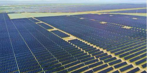 常州港“光伏+气膜”项目：清洁电力与环保一体化