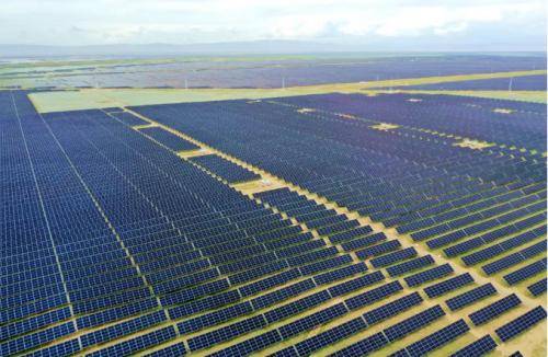 常州港“光伏+气膜”项目：清洁电力与环保一体化