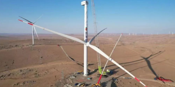 内蒙吊装 内蒙风电示范项目完成吊装,容量创新高