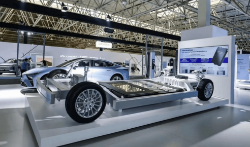 超充电池掀起纯电车黄金时代，市场迎来全面复苏