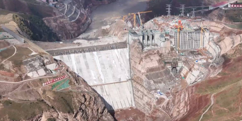 马当儿 青海玛尔挡水电站进水塔封顶:黄河流域壮丽工程取得重要进展