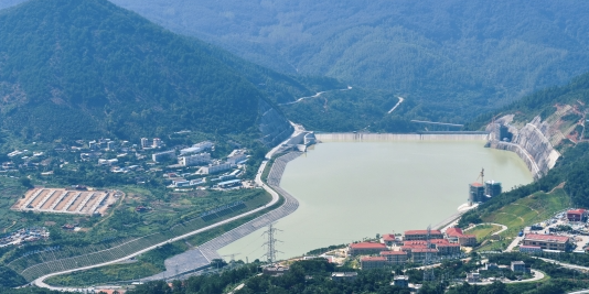 福建厦门抽水蓄能电站2#引水系统提前安装成功