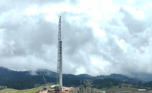 中国盐源县建全国最大高海拔风电基地